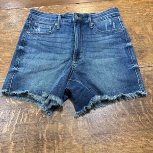 Judy Blue Dark Blue Frayed Hem Jean Shorts‎ Y